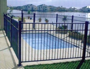 installing pool fencing