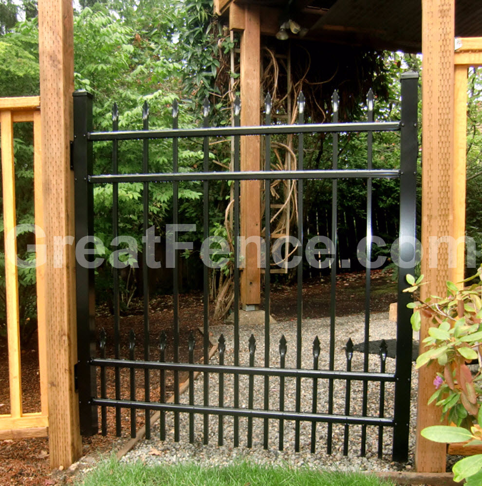 Bronze Aluminum Gate with Puppy Pickets